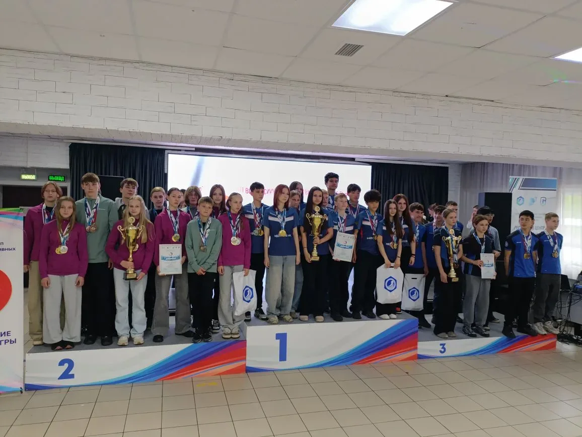 🥈 Команда школы № 3 стала серебряным призёром регионального этапа «Президентских спорт...