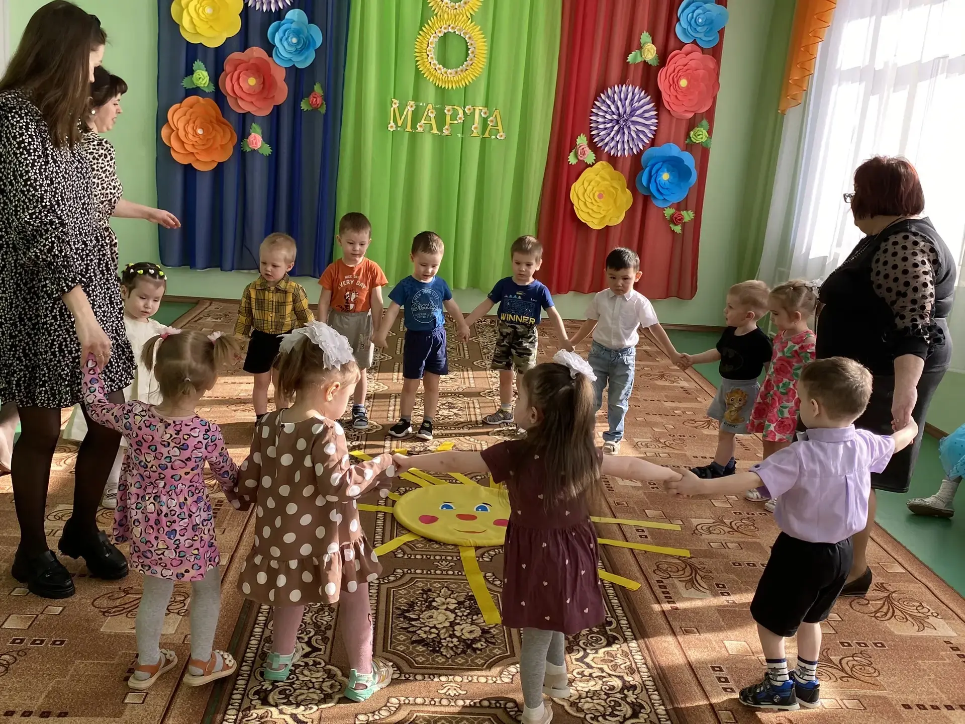 🌷Праздничное развлечение  к 8 марта☀️