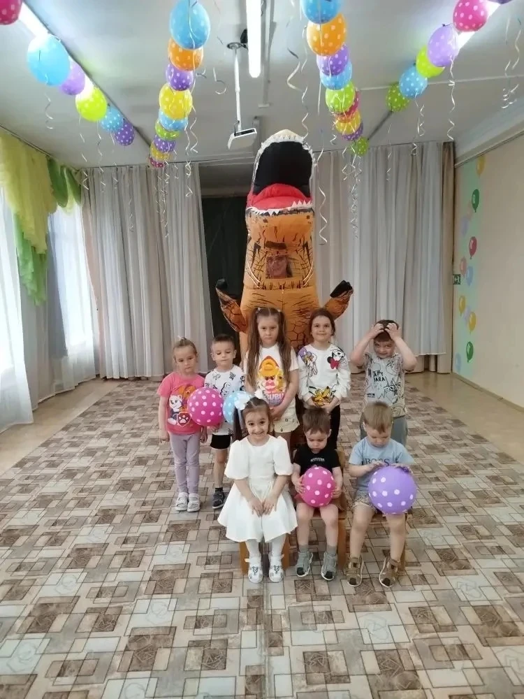 🎈 Там, где танцует Динозавр, детство не заканчивается 🦕