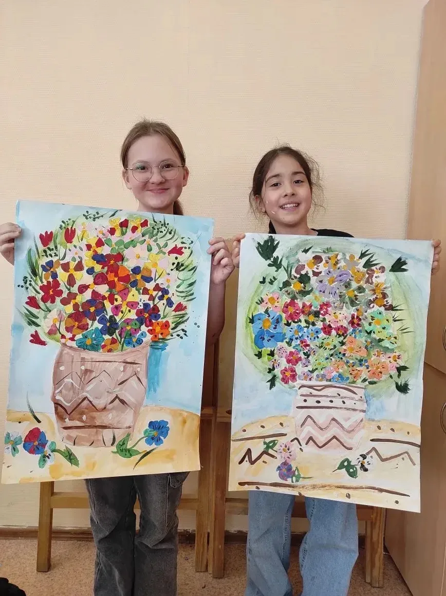 Волшебная кисточка 🎨  🌸С чем еще ассоциируется приход весны, если не с оживающей природой и яркими ц
