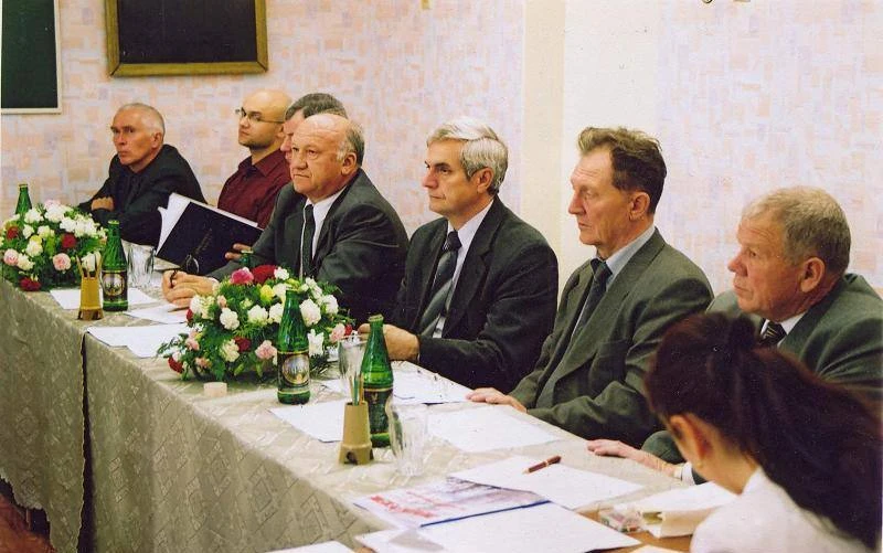 Уважаемый Юрий Михайлович!