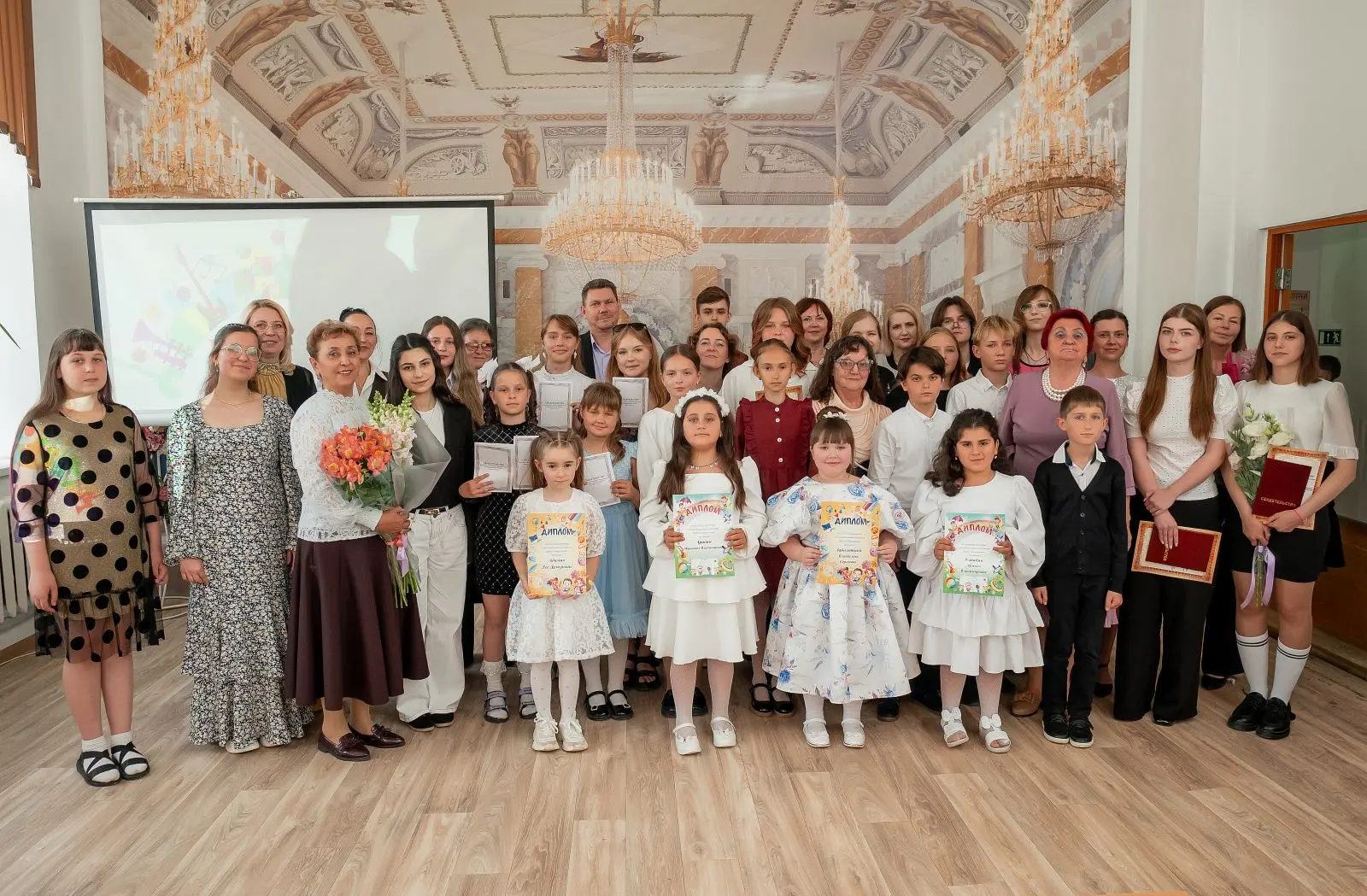 🌟 Выпускной в детской школе искусств: праздник творчества и вдохновения! 🌟