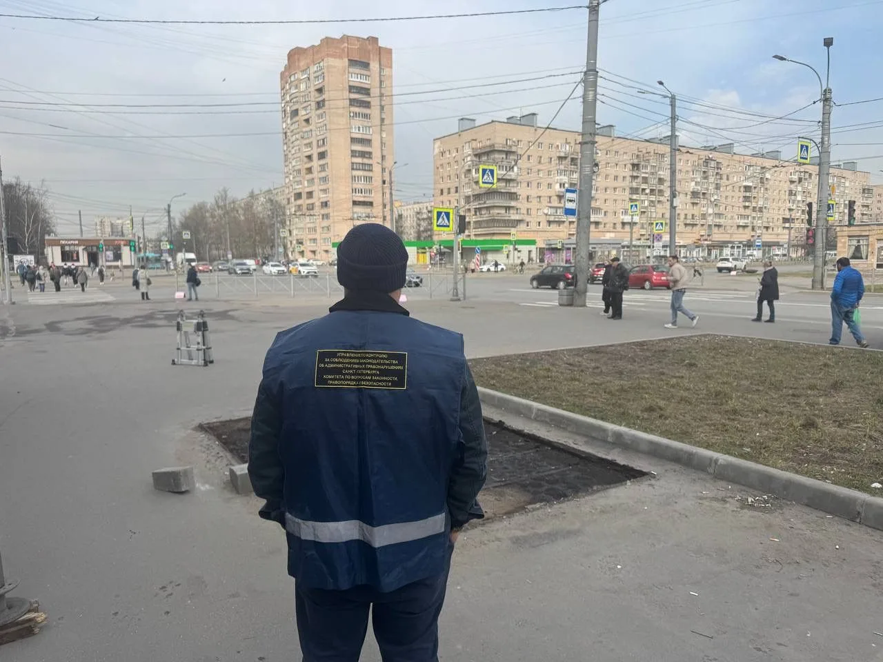 Незаконная торговля пресечена в Приморском и Фрунзенском районах  Сотрудниками Комитета проведены пл