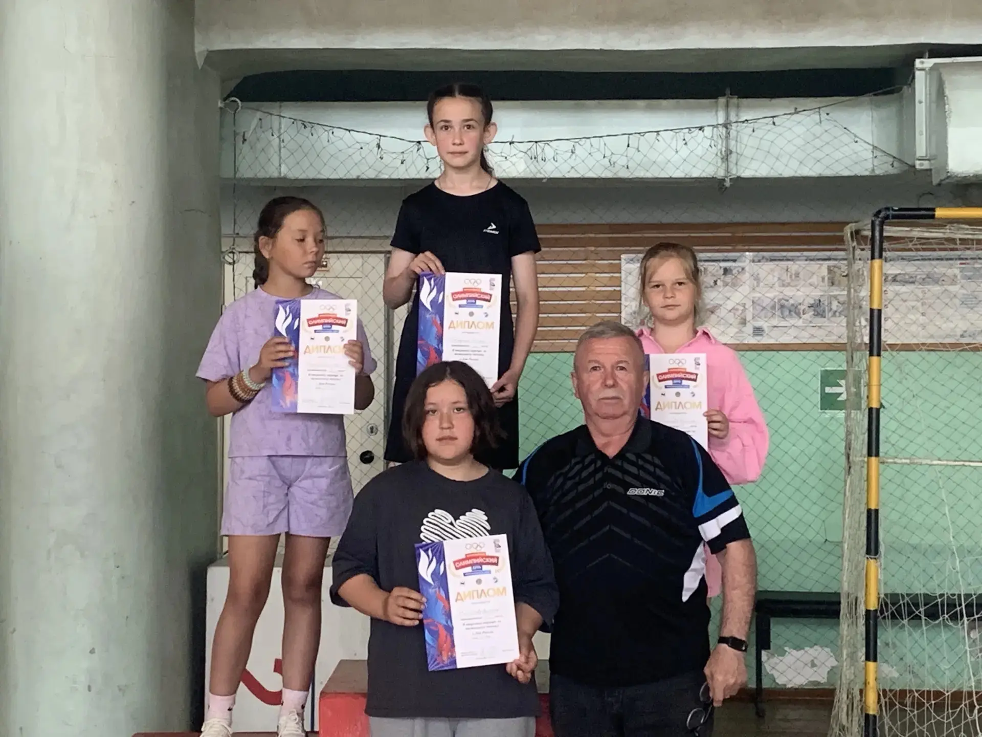 Сегодня состоялись соревнования по настольному теннису🏓, посвящённые Дню России🇷🇺! Спортсмены сек