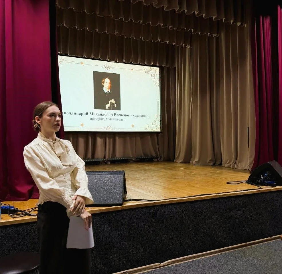 Специалисты СахОУНБ им. Н.А.Тарасова провели в Сахалинском доме ветеранов и инвалидов выездную интел