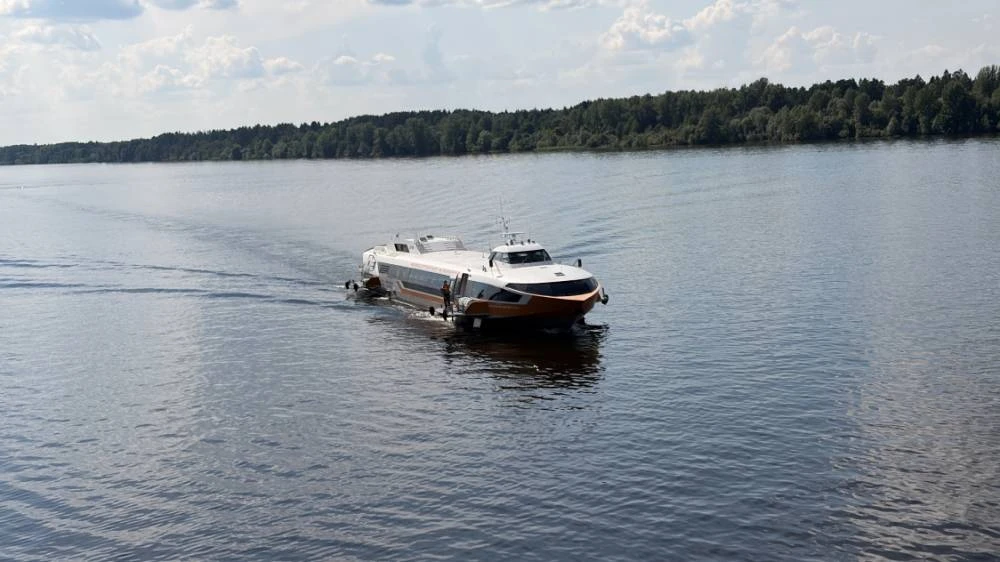В конце июля выполнен первый межрегиональный водный рейс «Казань – Сарапул – Пермь». 

Прокатиться п