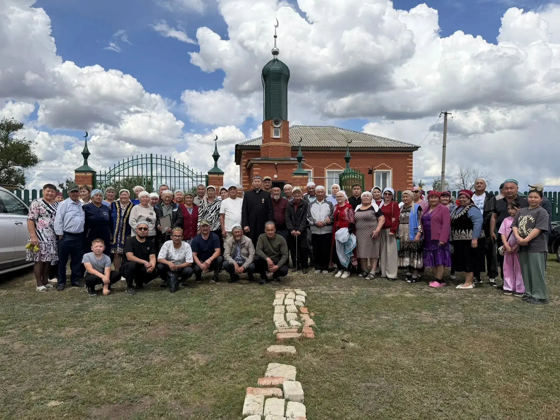 ✨ Единство сердец в честь благословенного праздника! ✨

30 мая 2026 года наша мечеть в селе Комсомол