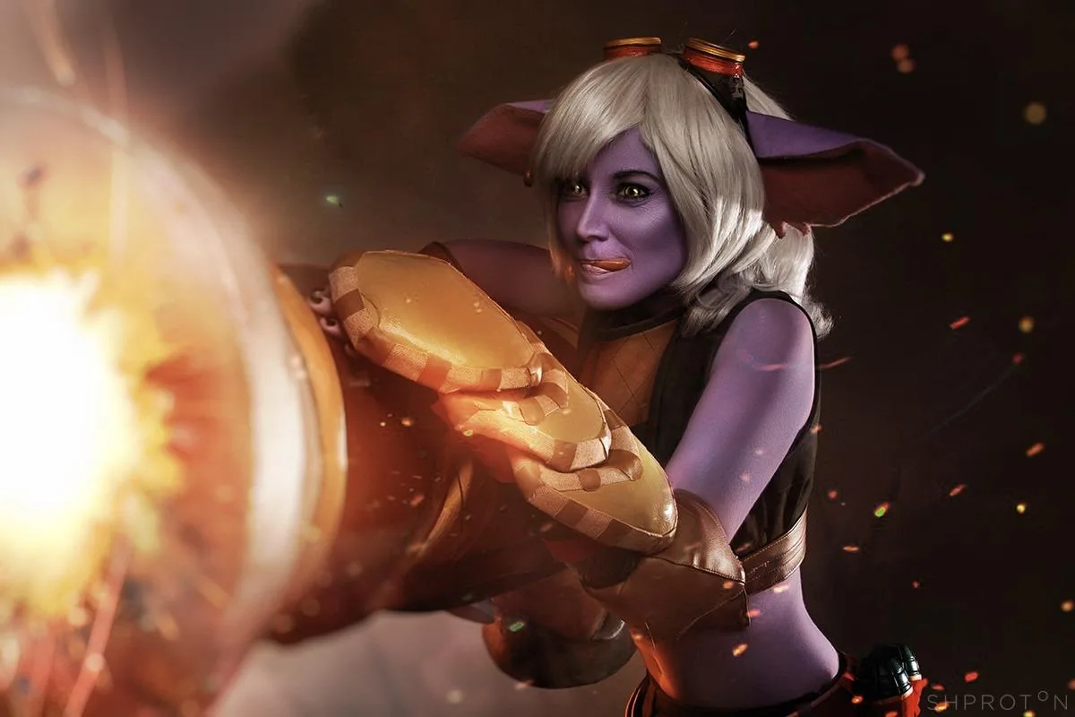 Тристана из League of Legends: взрывной косплей