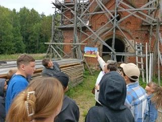 25 августа ребята из нашего РЦКиД отправились в увлекательную поездку в село Покров Меж...