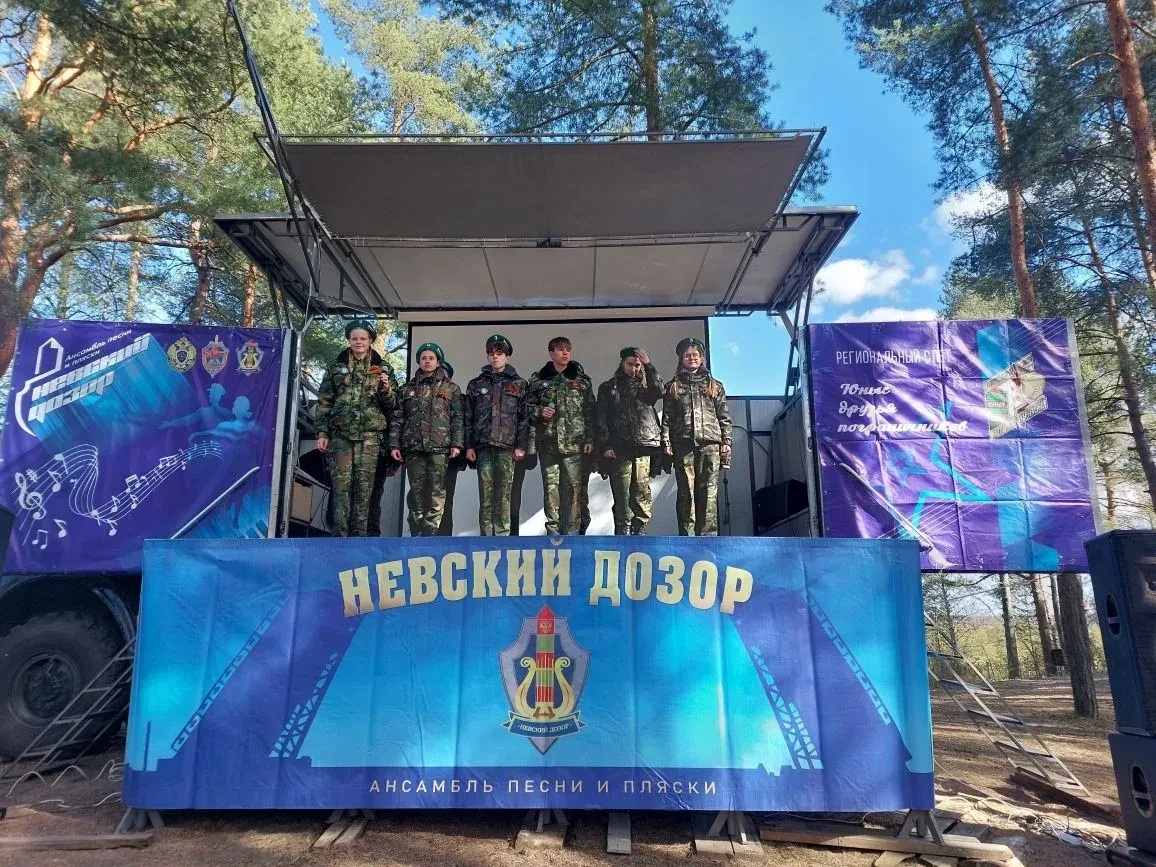 24 апреля учащиеся 8 «Д» класса приняли участие в VI межрегиональном слете отрядов «Юных друзей погр