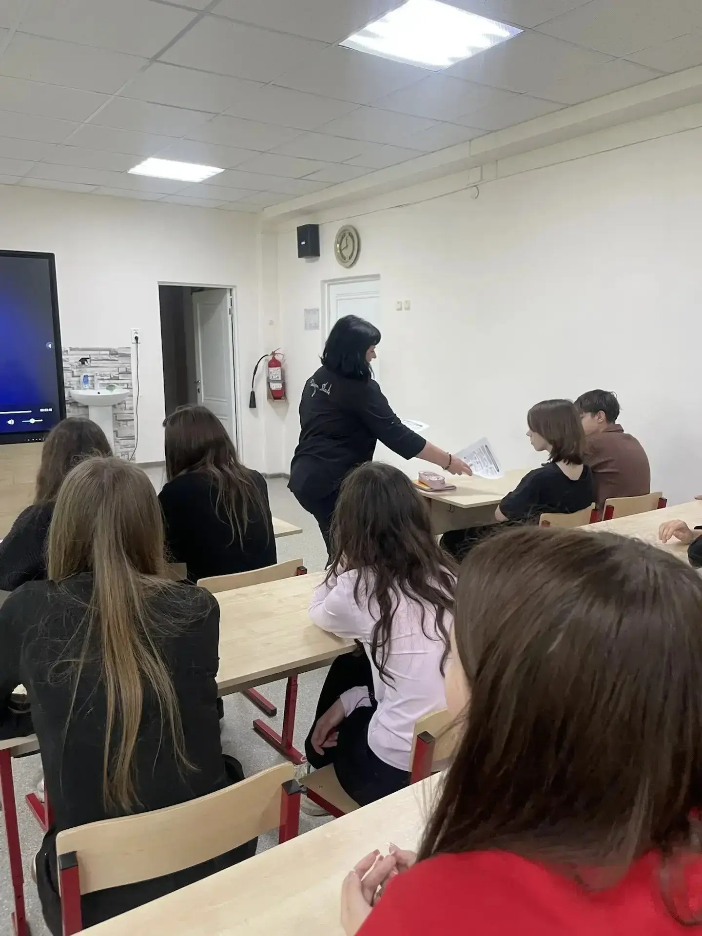 Подростки Волновахского округа учатся ответственности  В современном мире, где цифровые технологии с