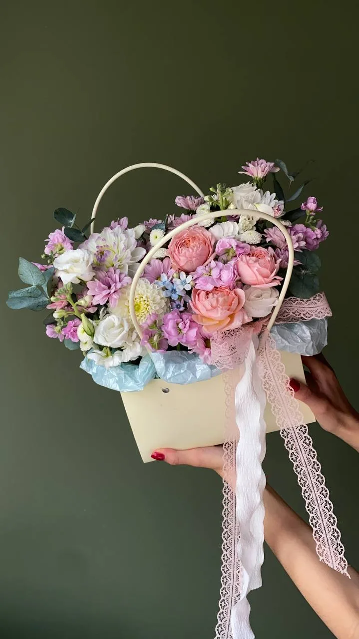 Настроение этого дня — светлое, спокойное и очень красивое🌸 Много нежности в сегодняшн...