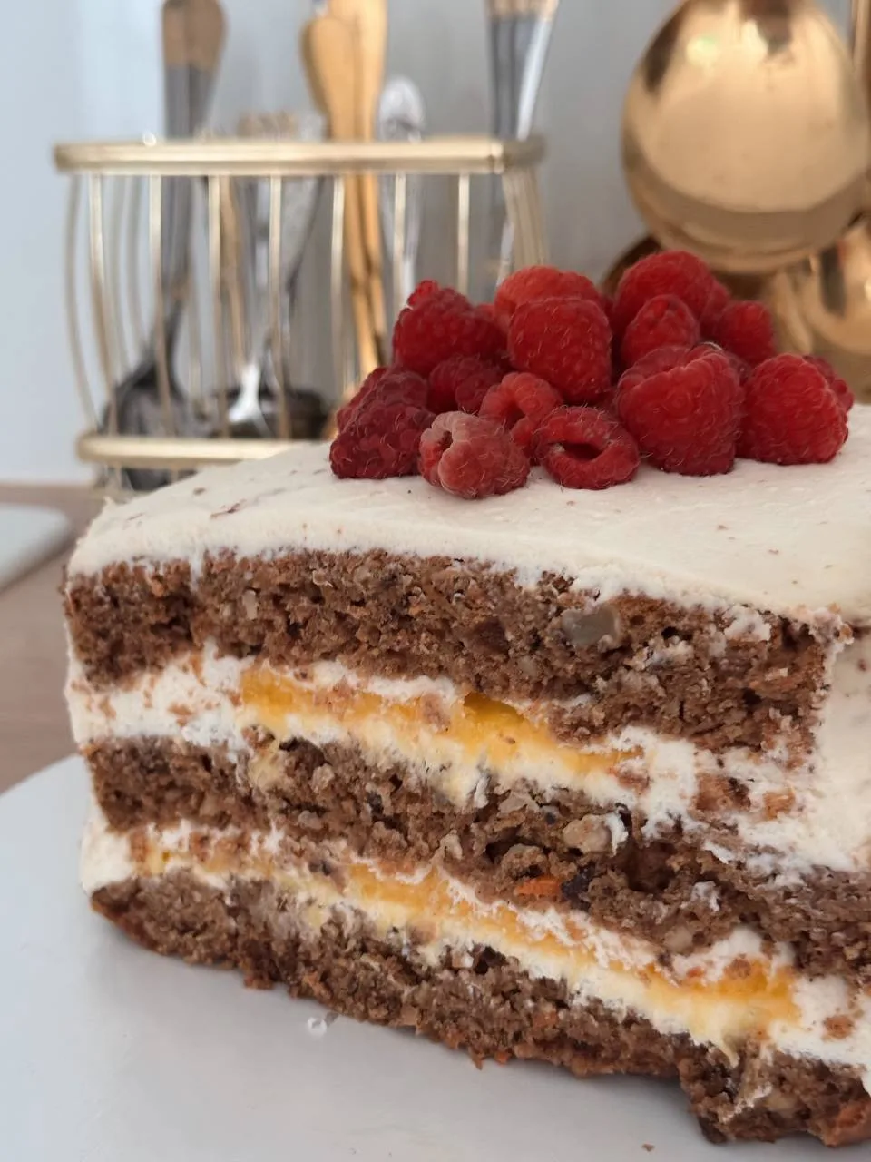 Морковный торт с крем-чизом и апельсиновой прослойкой 🍊