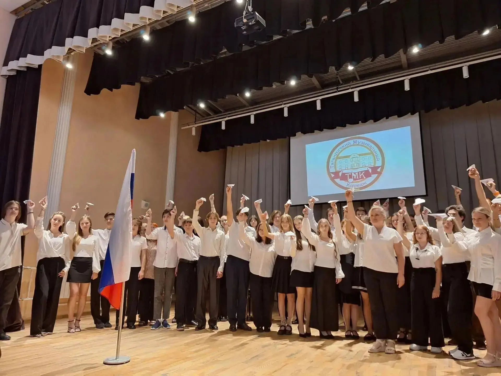 Сегодня в пяти профессиональных образовательных учреждениях, подведомственных министерс...
