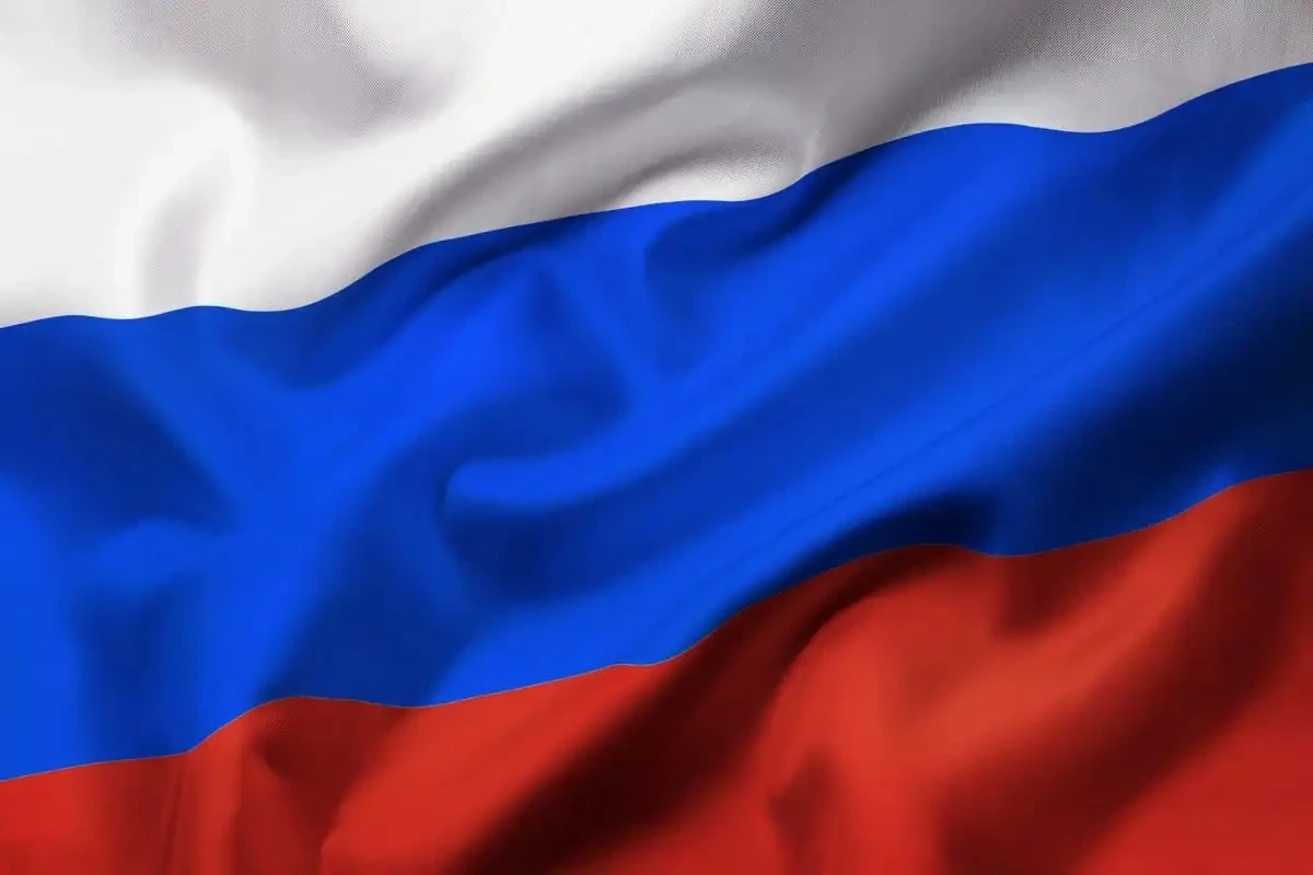 Игорь Руденя поздравил жителей СЗФО с Днём Государственного флага России