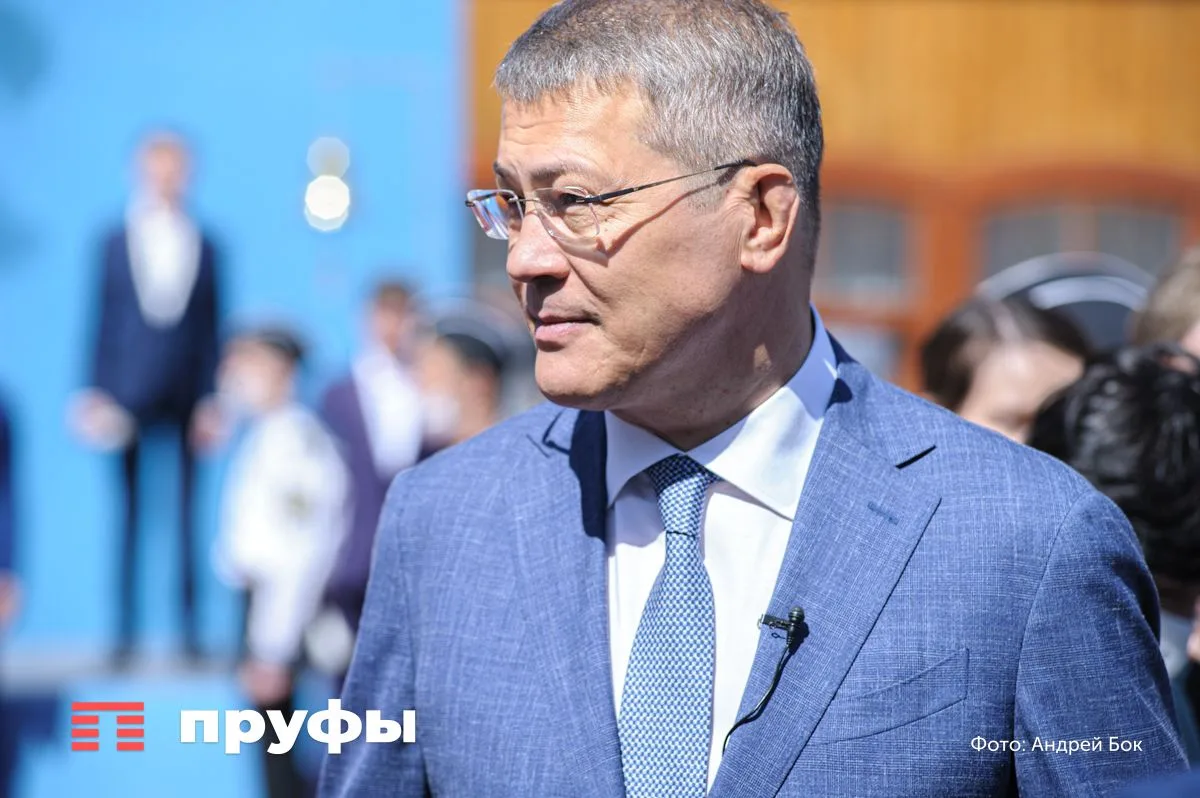 🙏 В Уфе при атаке БПЛА пострадал один человек. Повреждены жилой дом и машины