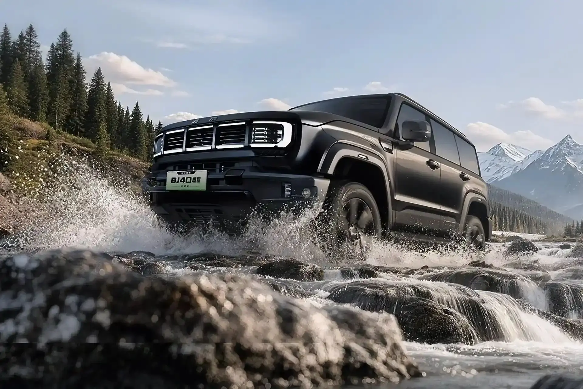 В Китае начались продажи спецверсии гибридного внедорожника BAIC BJ40 Obsidian Edition ...