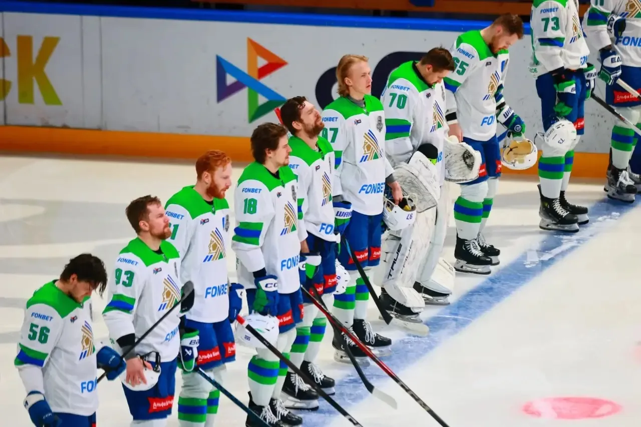 🏒В России официально появится День хоккея

Президент Владимир Путин подписал указ об учреждении пра