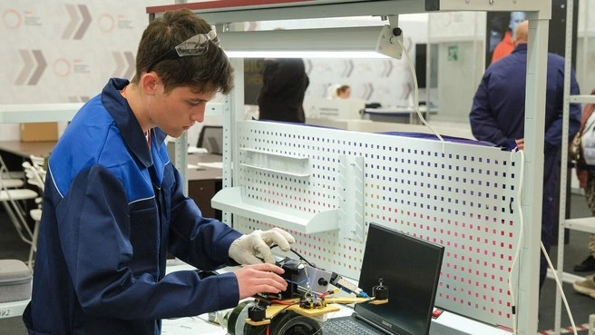 ⚙️🚀 Команда Псковской области примет участие в финале Чемпионата высоких технологий в ...