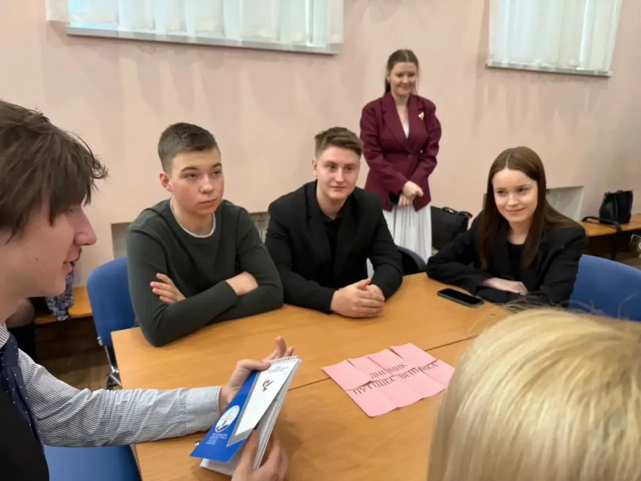 👏Сегодня наши активисты школьного ученического самоуправления из 9.1 класса Малышев Даниил и Попов К