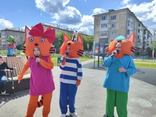 Вот так прошло наше празднование начала летних каникул 🎊. Собрали детишек с окрестностей Гавани и в