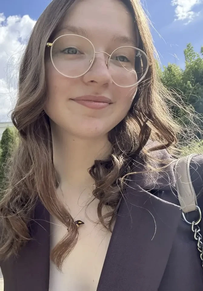 Мавлитова Алина и Курмашева Алия — 100 баллов на ЕГЭ по литературе! 🎓🌟