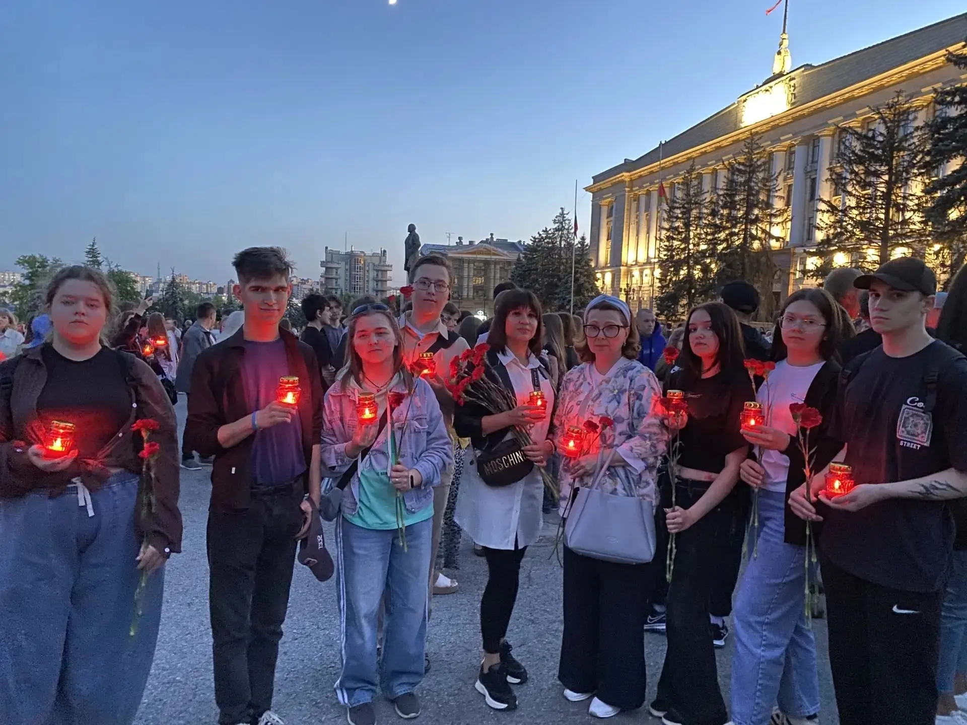 Тысячи огней – тысячи судеб. Память, которая объединяет поколения 🕯️🇷🇺

В ночь на 22 июня в Липец