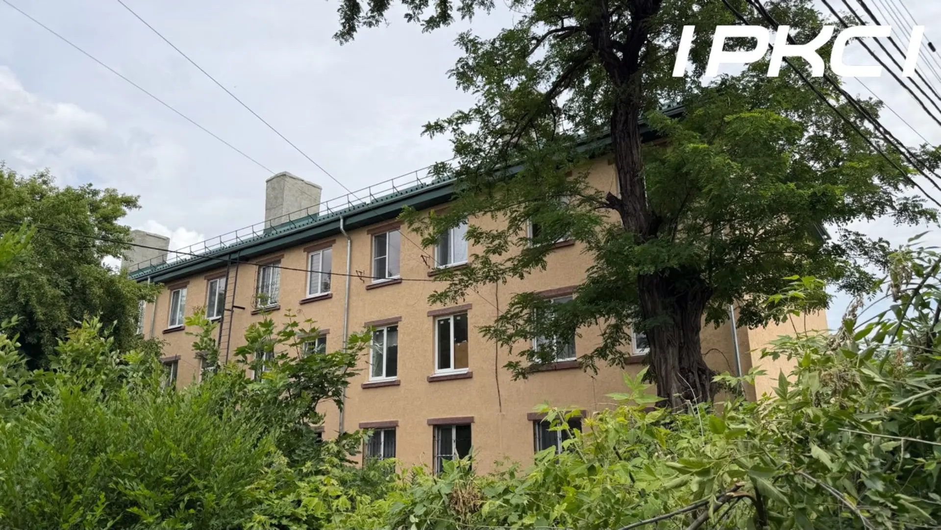 В Мариуполе подходит к завершению капитальный ремонт многоквартирного дома, расположенного в Студенч