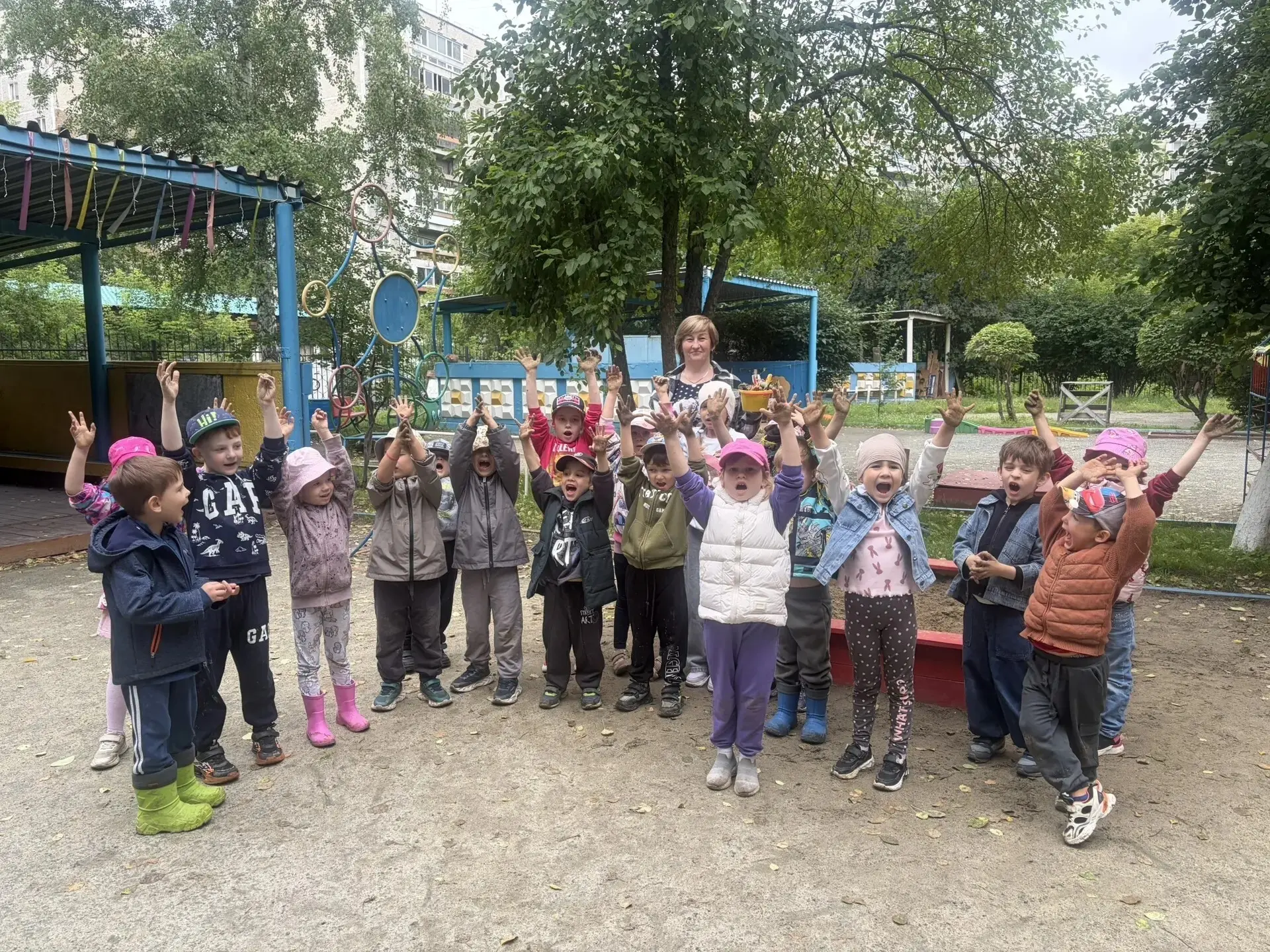 🦋Кто сказал, что песок — это скучная куча?✨

Сегодня мы перевернули это представление с ног на голо