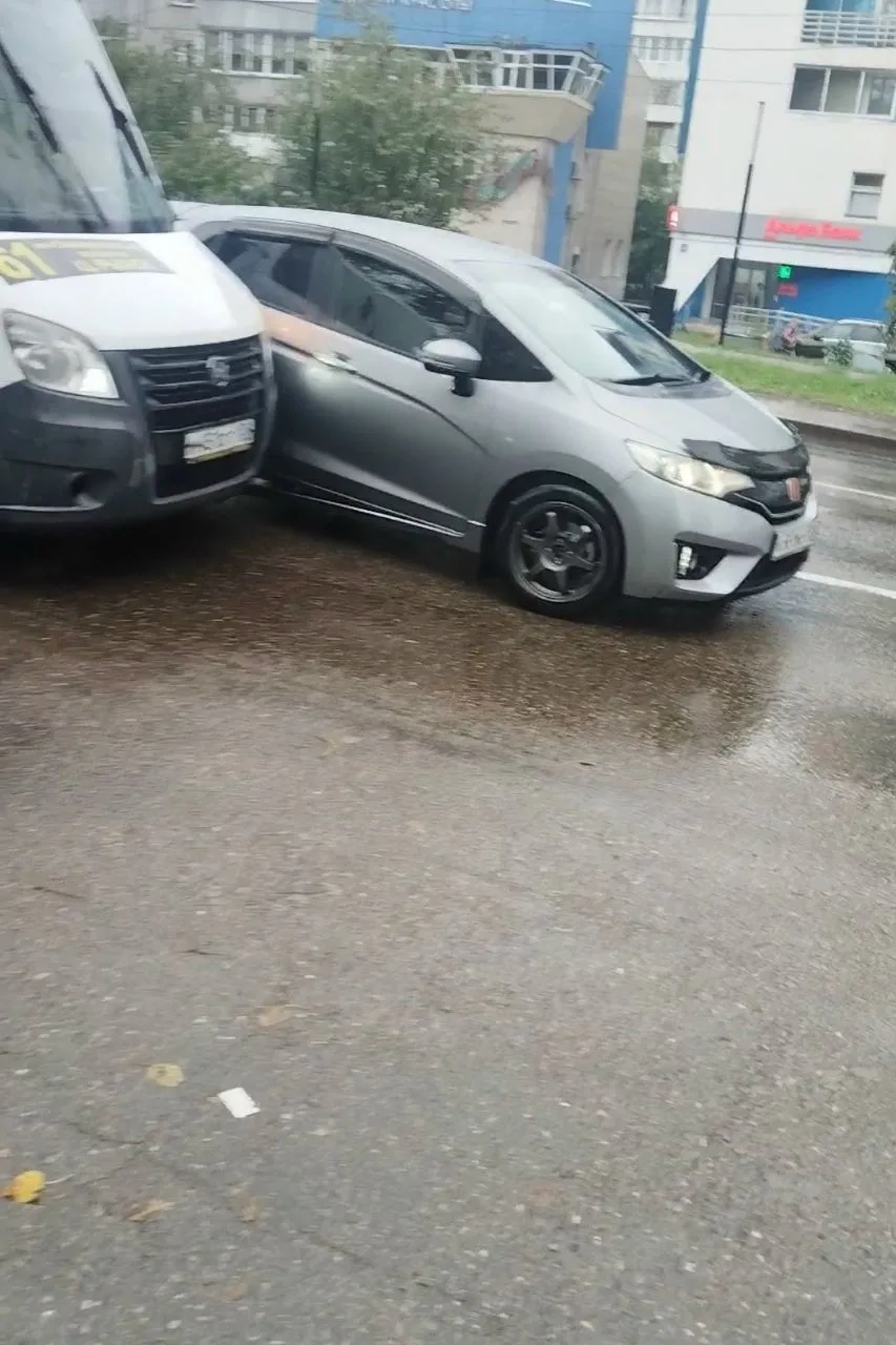 #поиск Здравствуйте! Может есть у кого видео с регистратора, сегодня в 10 утра произошл...