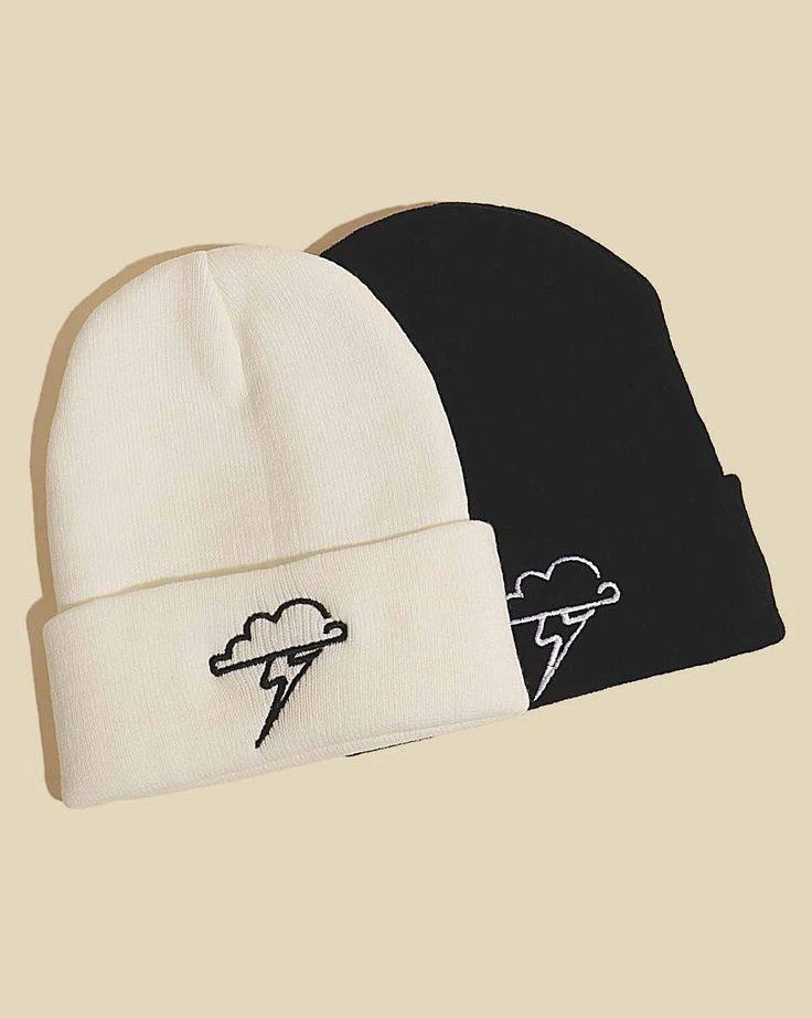 Любишь минимализм с бунтарским и загадочным характером? ⛈️🖤