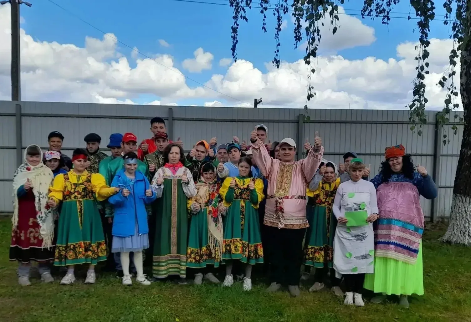 Троица один из самых светлых православных праздников. Этот день наполнен светом и радос...