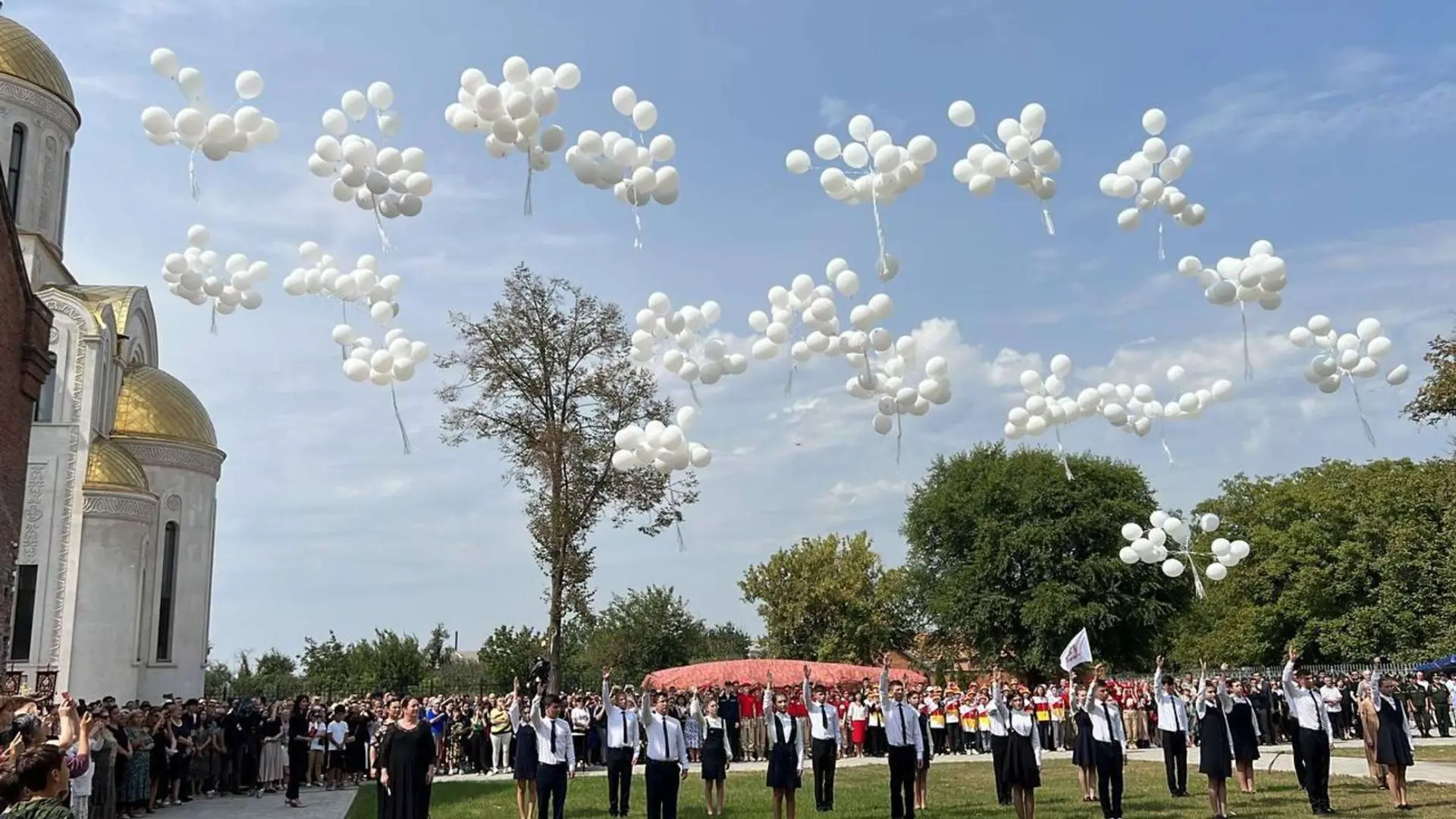 Двадцать два года прошло с того первого сентября, когда школьный звонок в Беслане захле...