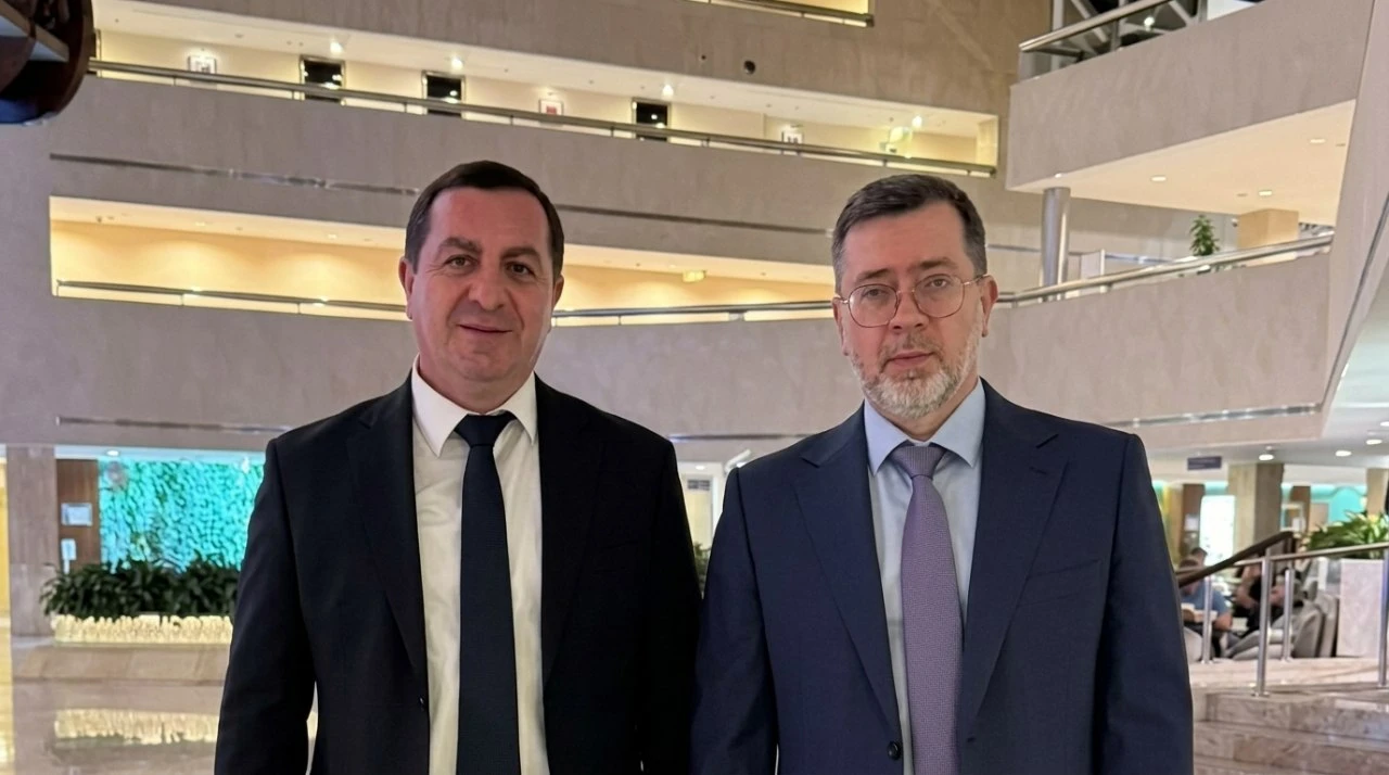 Развитие Совместного информационно-координационного центра обсудили глава МВД Абхазии Р...