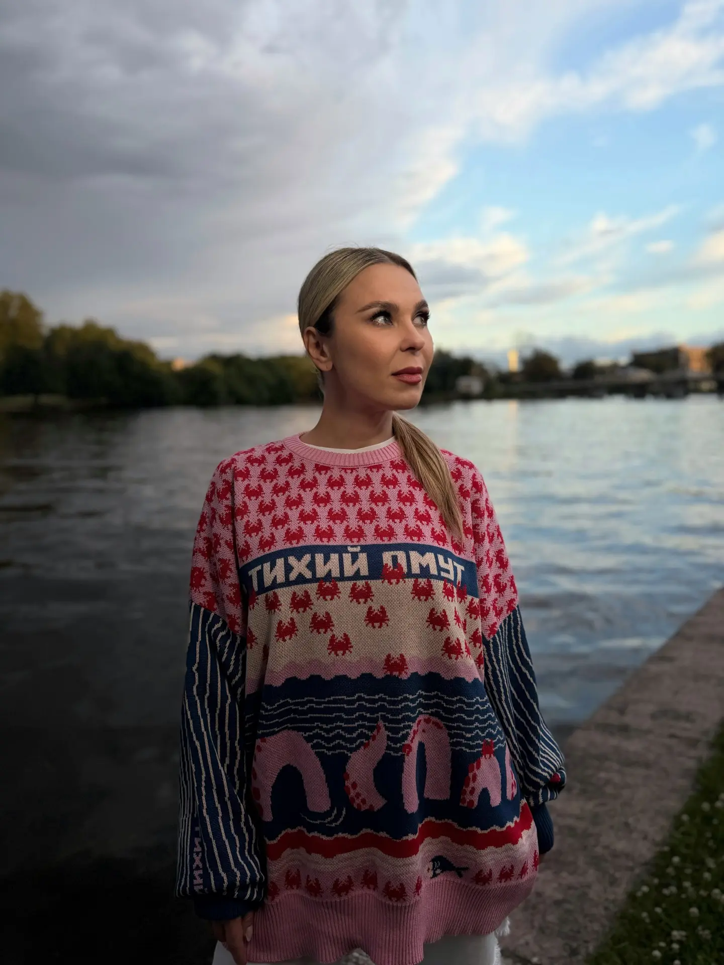 Привет, друзья. Вчера весь вечер провела на студии, поработали как следует - и эмоционально, и физич