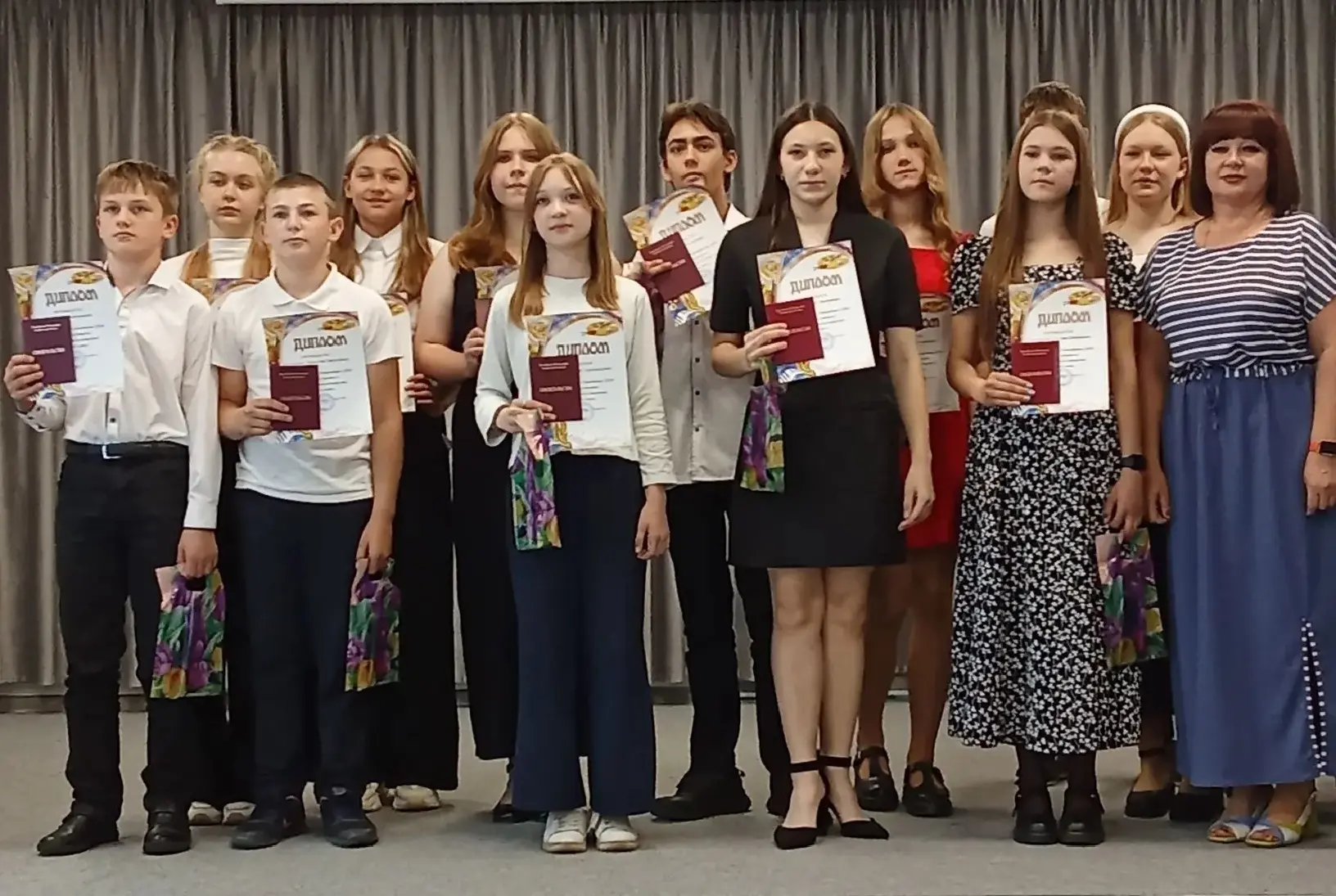 27 мая в Инжавинской детской школе искусств прошел выпускной вечер.