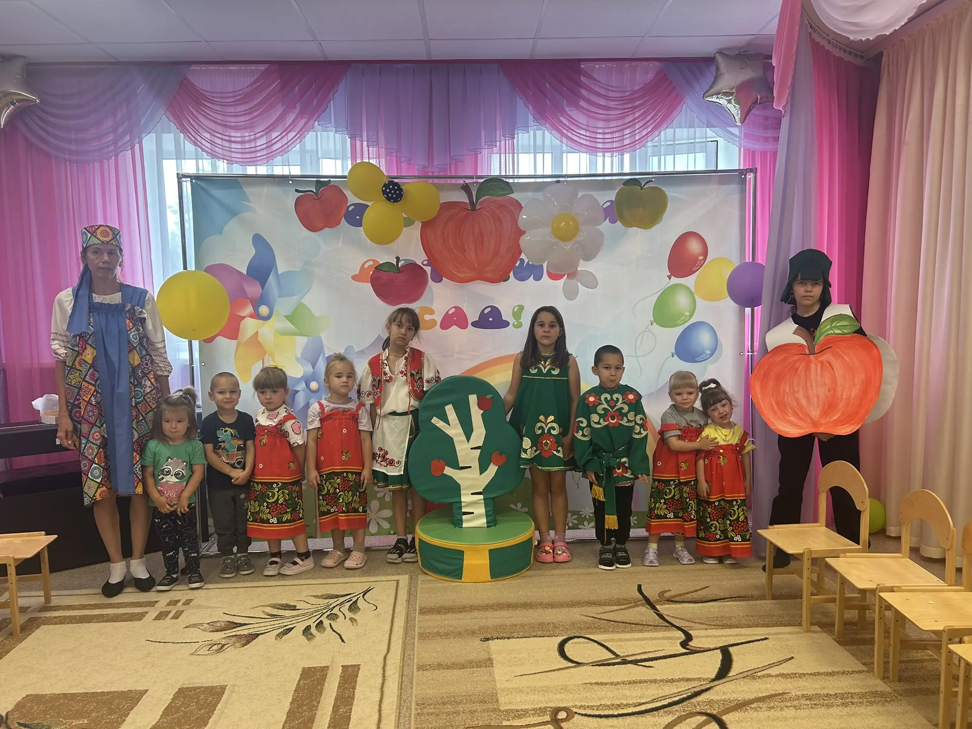 🍏19 августа в нашем детском саду прошёл тематический день «Яблочный Спас». 🍎🍏 🍏Меро...