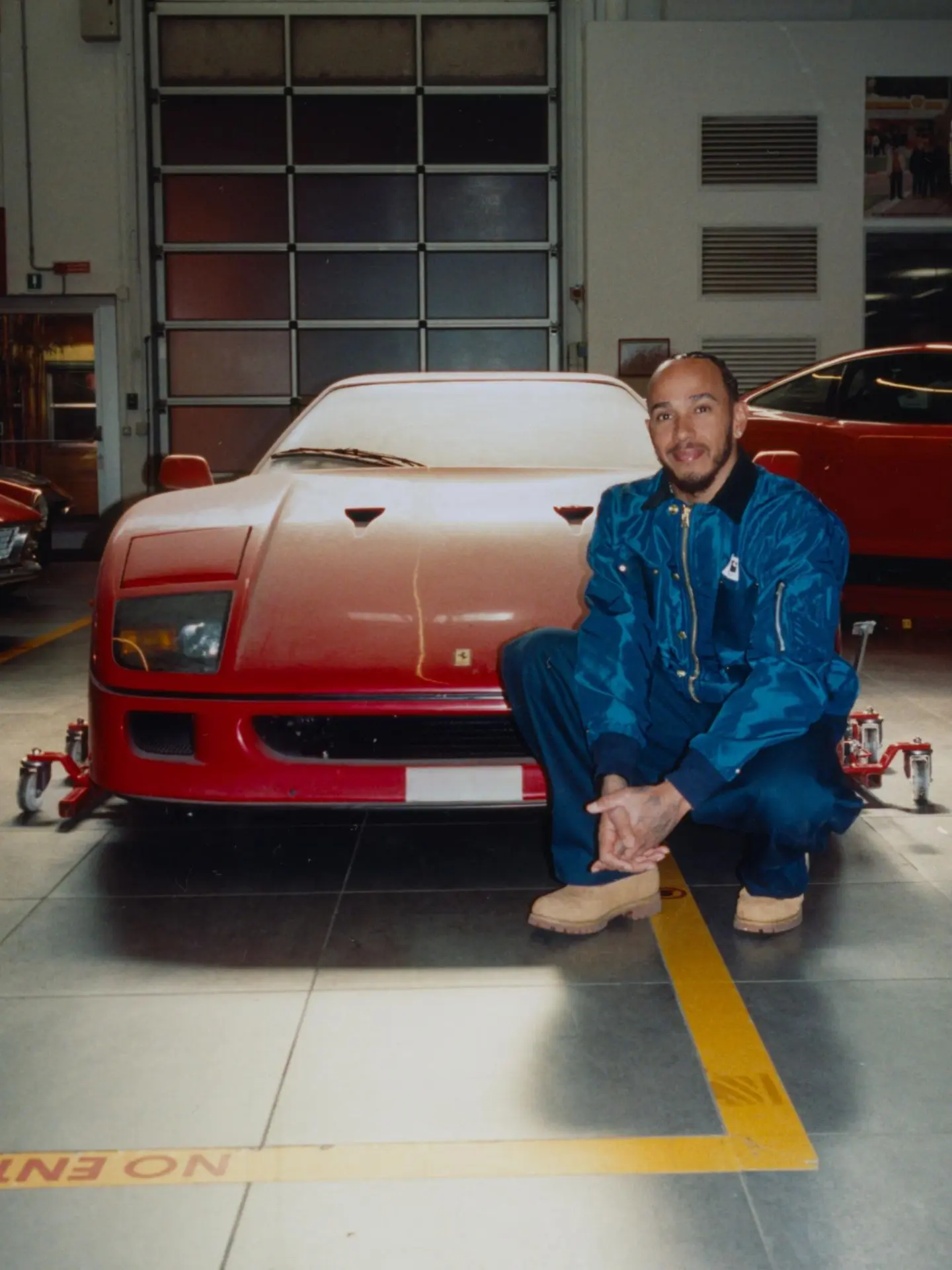 👀 Льюис Хэмилтон приобрёл машину своей мечты – Ferrari F40!