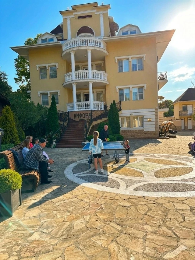 #ВАРДАНЕ  🌴 Отель «Амфора» — отдых, где всё включено! 😍Едете на море, а в итоге снова готовите, счит