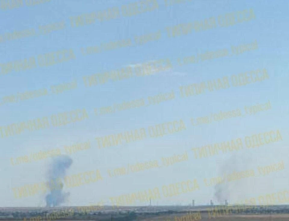 💥 Прилеты в районе Южного  под Одессой, сообщают местные ТГ- каналы