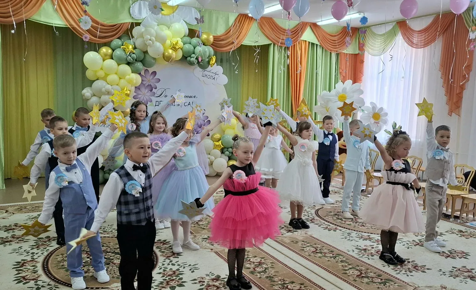 ✨️В добрый путь, дорогие наши выпускники!🎉