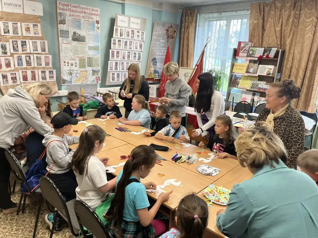 ✨ Путешествие в прошлое: ребята из пришкольного лагеря посетили музей! ✨

Этим летом в нашем пришкол