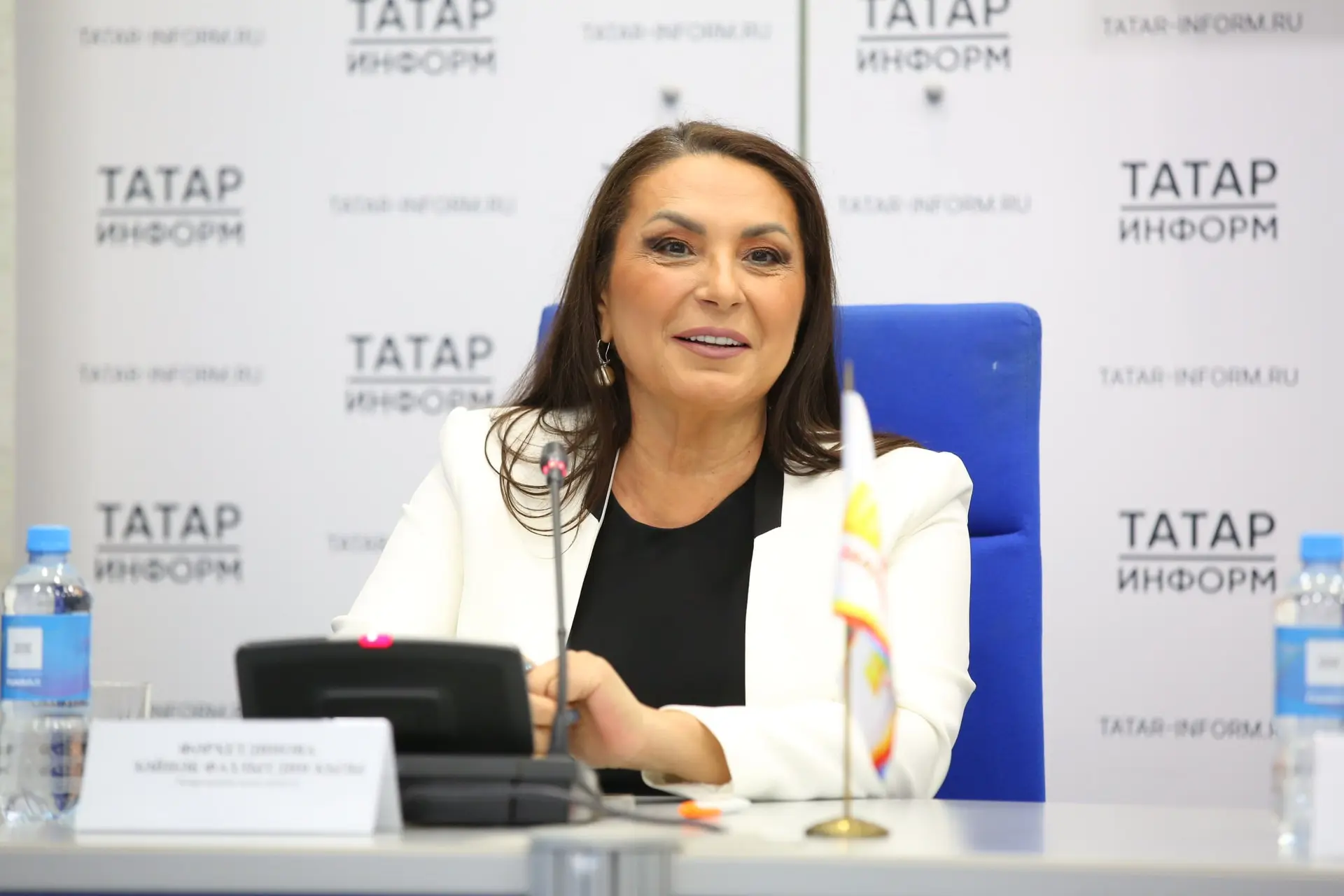Зәйнәб Фәрхетдинова: «Зөфәр белән бер-беребезне бик көнлибез»