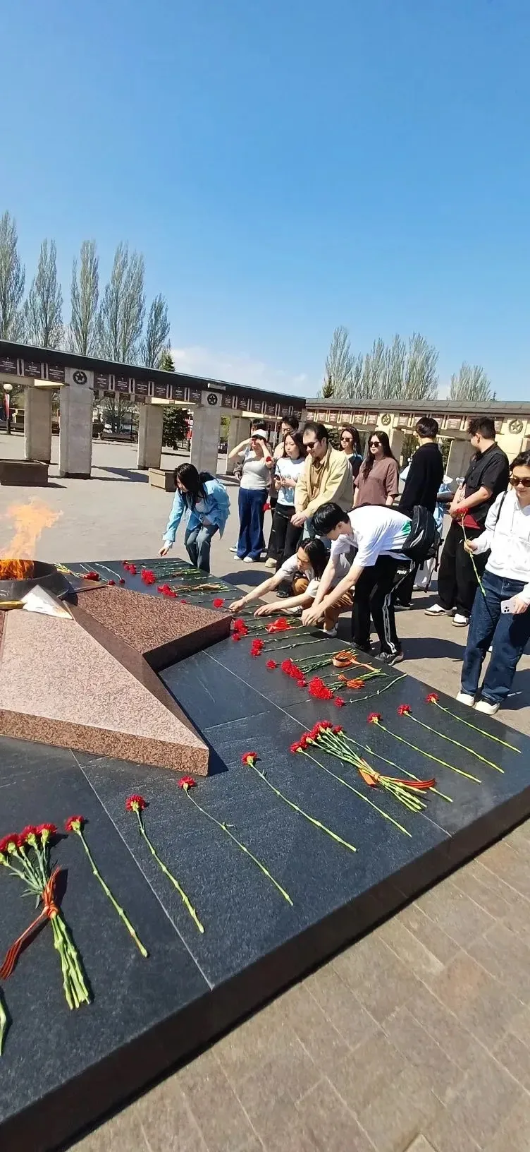5 мая 2026 года, в преддверии Дня Победы, студенты из Китайской Народной Республики, обучающиеся в К