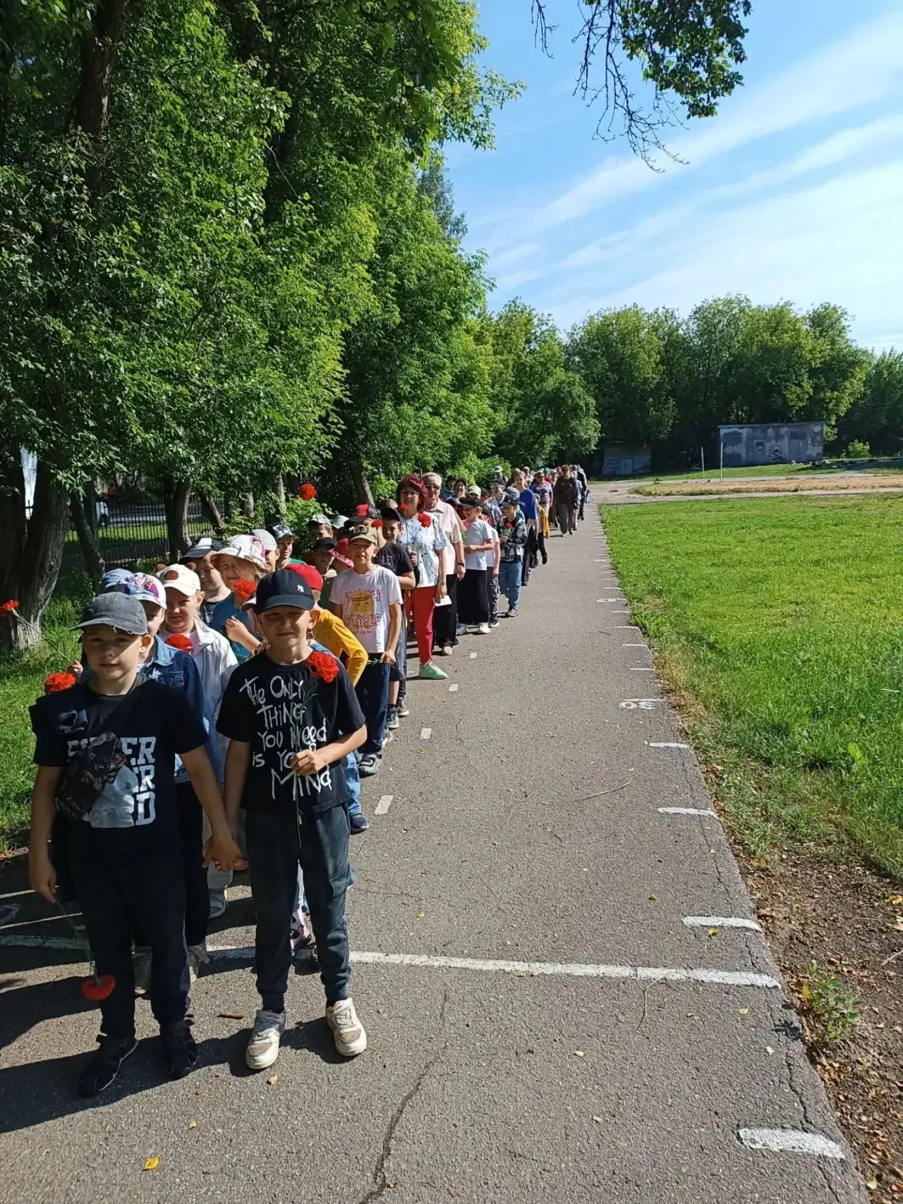 🇷🇺 День памяти и скорби в лагере «Патриот»

22 июня — день, который мы никогда не забудем. В пришк