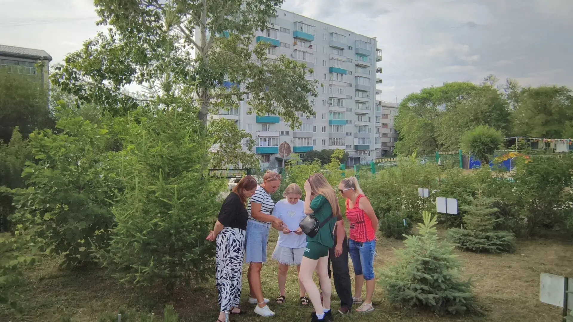 🌲  «Лесная Азбука»: как наши родители прошли экологический квест!

В минувшие дни мы пригласили наш