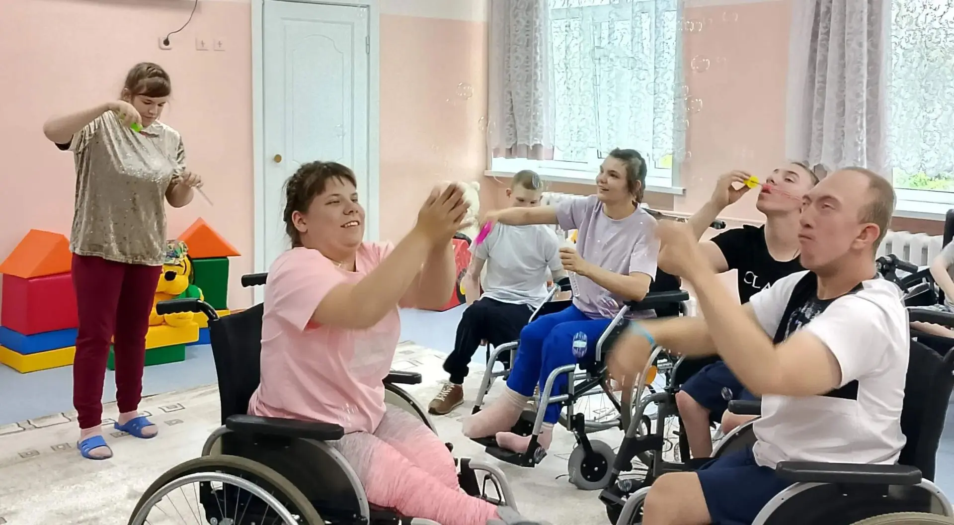 Сегодня мы устроили настоящий праздник для ребят — отметили 🎉 день рождения любимого в...