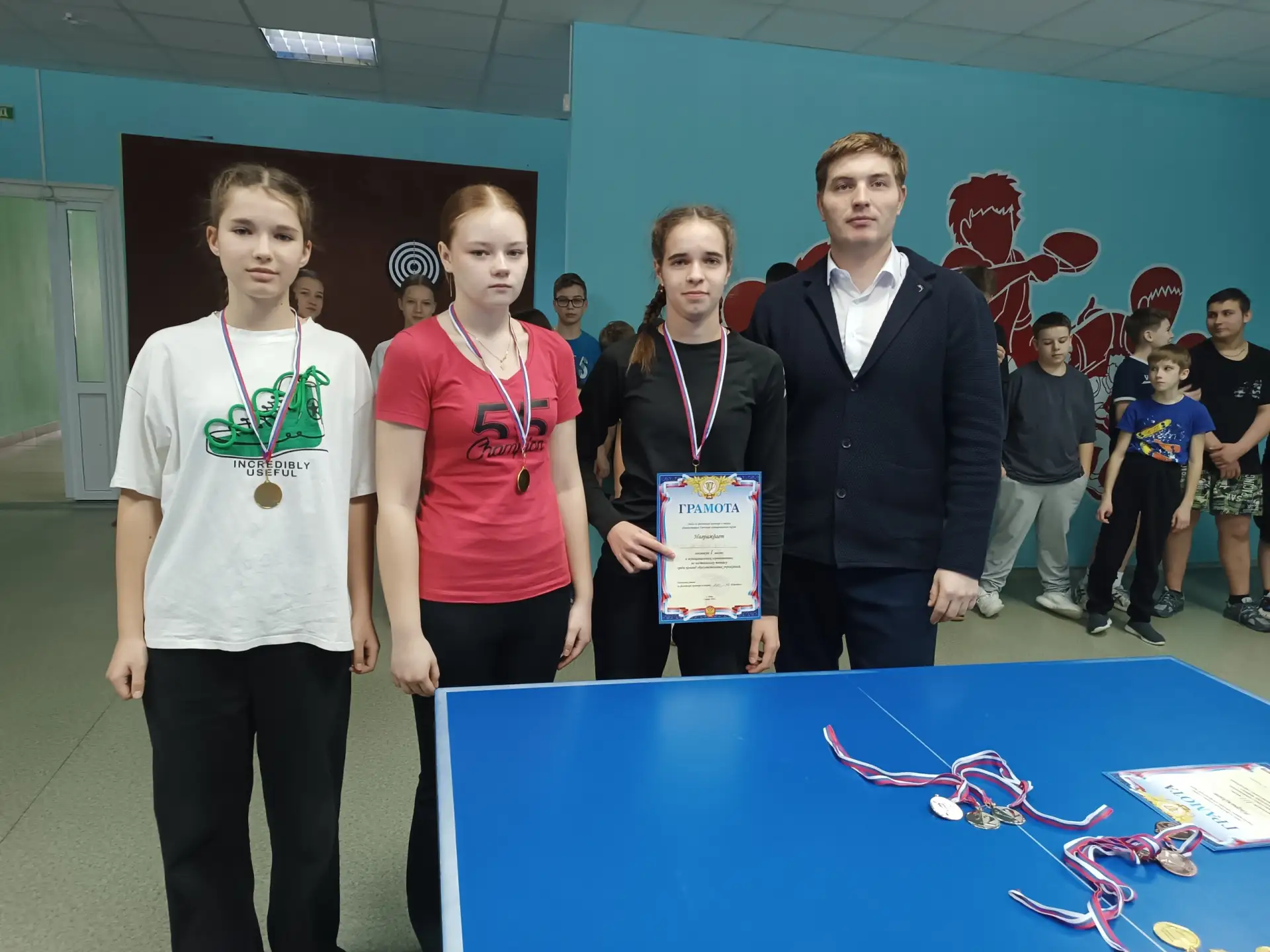 В ФОК "Спарте" прошли муниципальные соревнования по баскетболу и настольному теннису образовательных