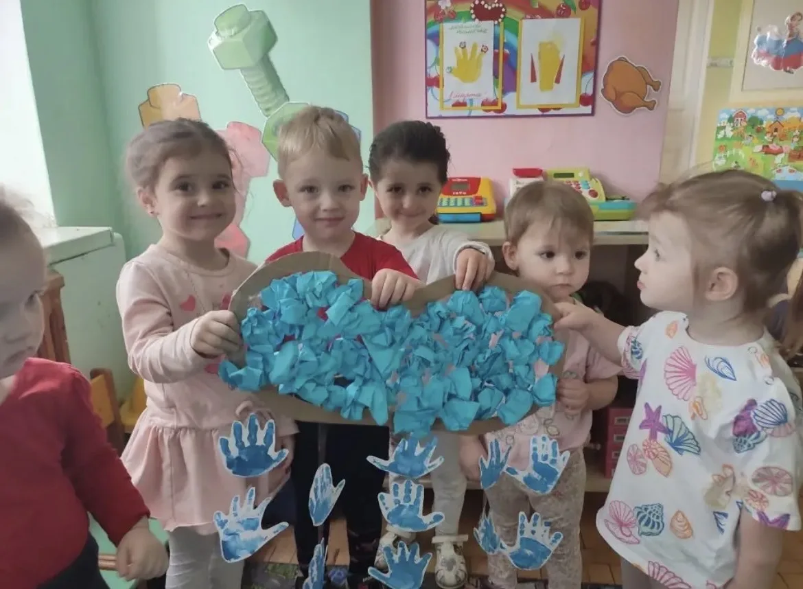 У природы нет плохой погоды и даже если за окном идет дождь это не повод грустить. Можно весело и с 