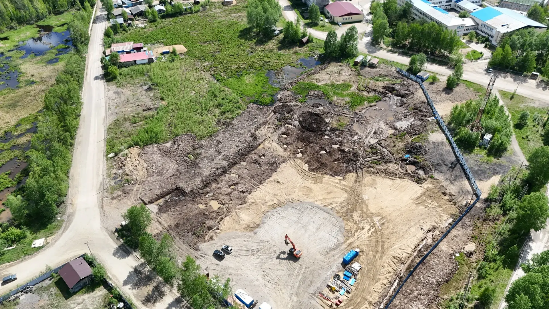 🏢 Фундамент для будущих побед: в Февральске стартовало строительство физкультурно-спортивного компл